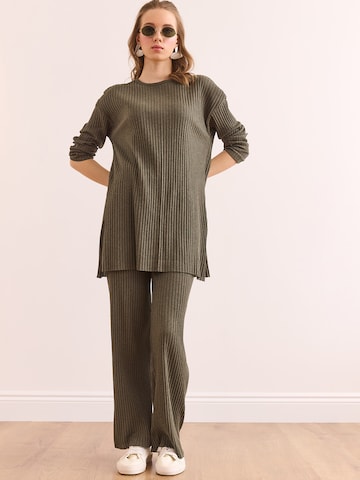 Pantalons de tailleur olalook en vert