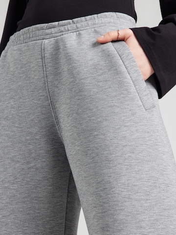 Wide leg Pantaloni 'Alba' di WEEKDAY in grigio