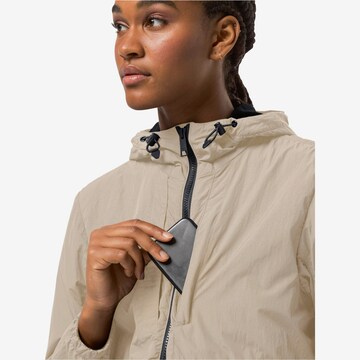 JACK WOLFSKIN Performance Jacket in Beige