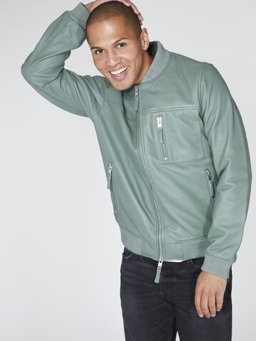 Bolongaro Trevor Between-Season Jacket in Green