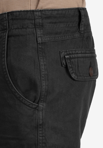 !Solid Regular Cargoshorts 'Vizela' in Schwarz