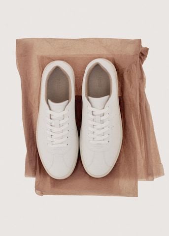 MANGO MAN Sneakers 'Newmetro' in White