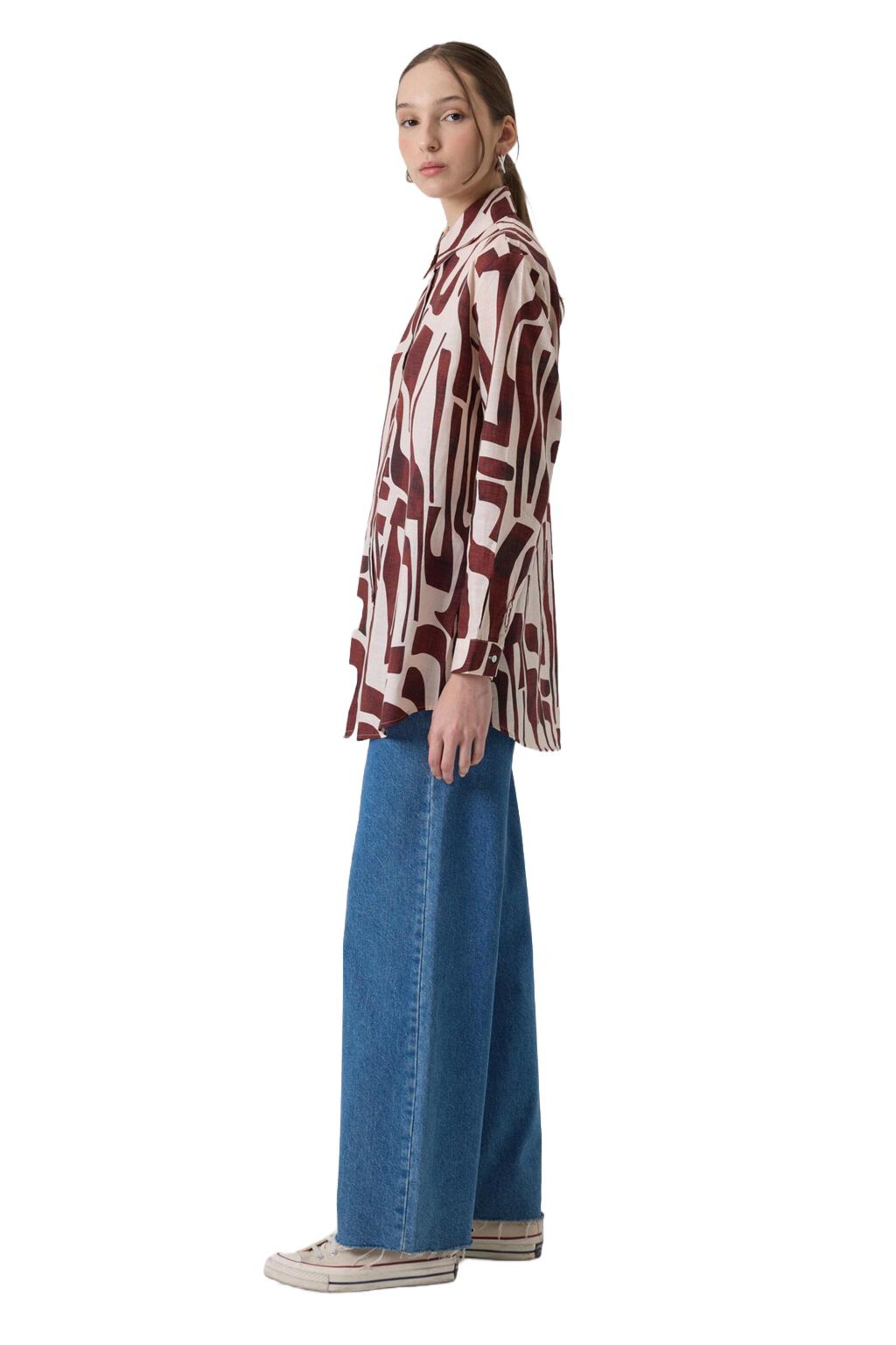 Touche Prive Blouse in Beige