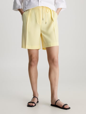 Calvin Klein Loose fit Pleated Pants in Yellow: front