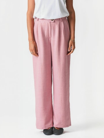TEESHOPPEN - Calças ' Emma ' em rosa: frente
