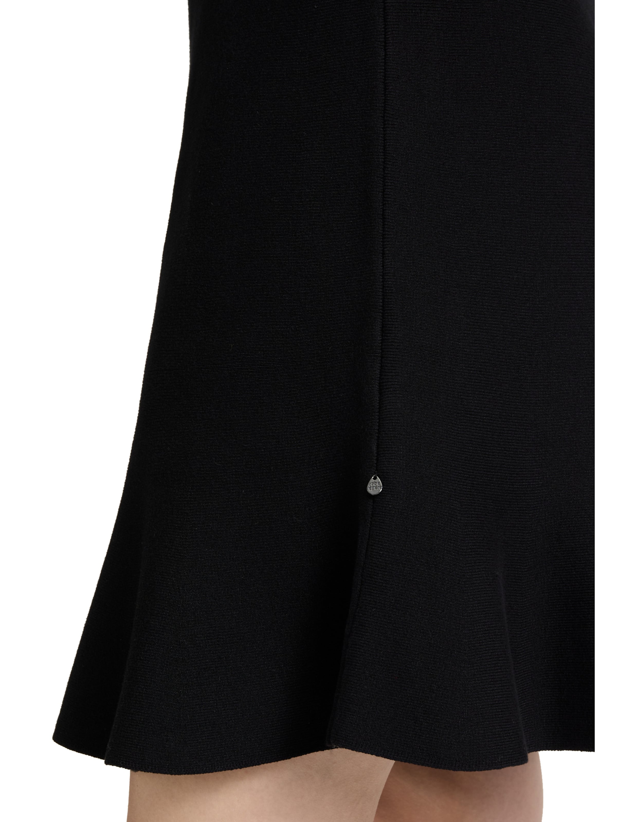 Vera Mont Cocktail dress in Black