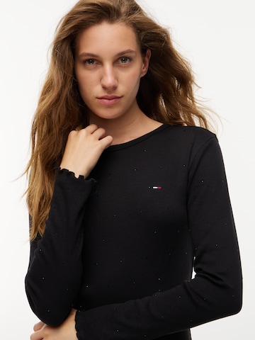 Tommy Jeans Рокля в черно