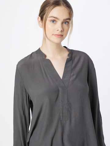 Camicia da donna di ESPRIT in grigio