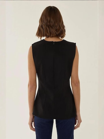 Hiccup Blouse in Black