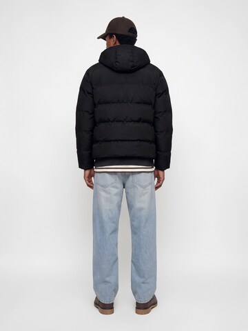JACK & JONES - Chaqueta de entretiempo 'JWHKAITO' en negro