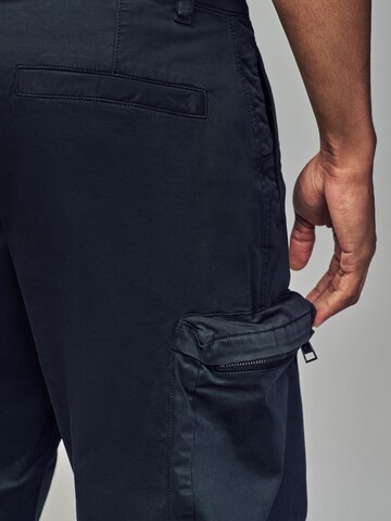 Next Loosefit Cargobyxa 'Utility' i svart