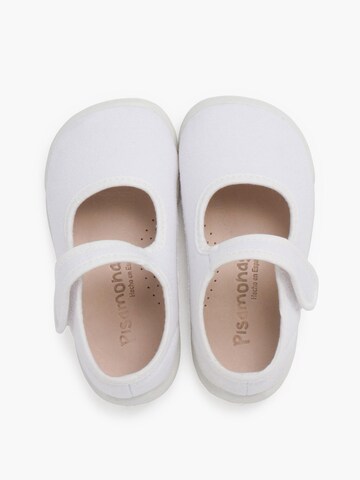 Pisamonas Ballet Flats in White