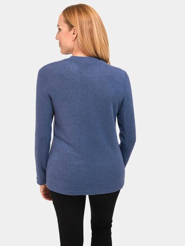 Goldner Pullover in Blau