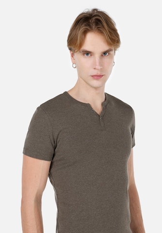 Colin's Shirt in Green