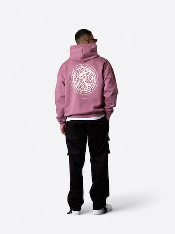 Sweat-shirt ' Leo Aesthetics ' ESTEEM en rose