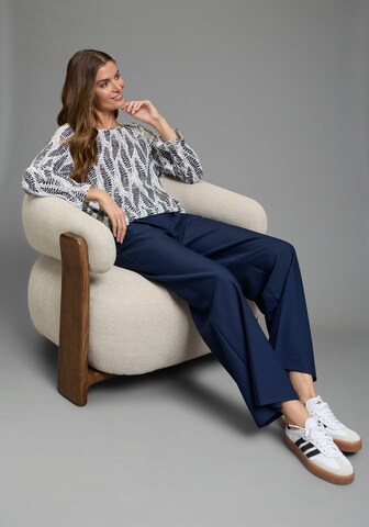 LAURA SCOTT Blouse in White