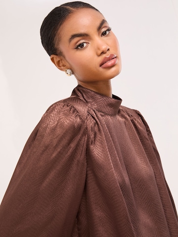 Lipsy Блузка в Коричневый
