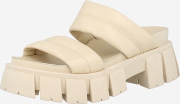MJUS - Zapatos abiertos 'Esagerata' en beige: frente