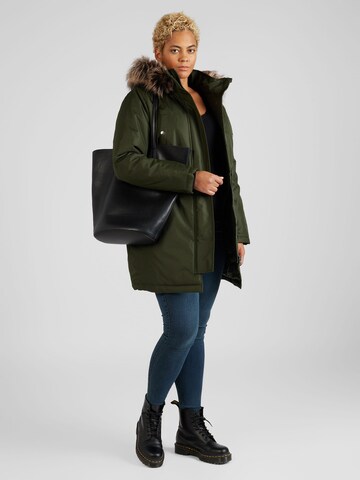 Parka d’hiver 'Irena' ONLY Carmakoma en vert