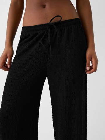 regular Pantaloni di Bershka in nero