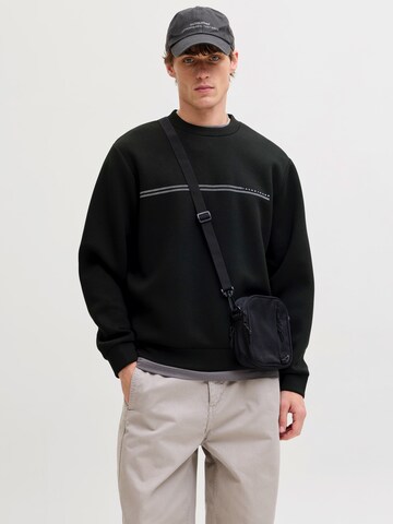 Felpa 'JCOFUSION' di JACK & JONES in nero: frontale