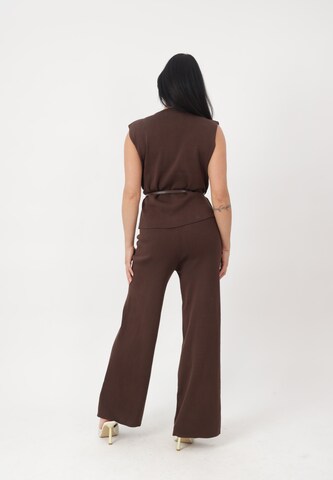 Elara Buksedragt i brun