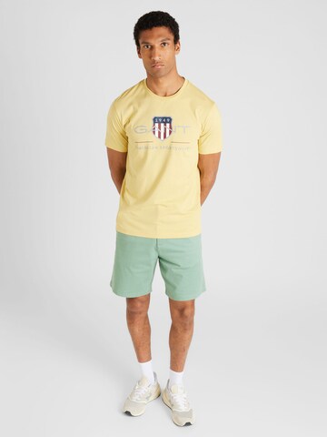 GANT - Camiseta en amarillo