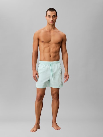 Shorts de bain Calvin Klein Swimwear en bleu