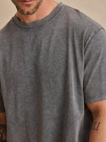 Maglietta 'Tammo' di DAN FOX APPAREL in grigio