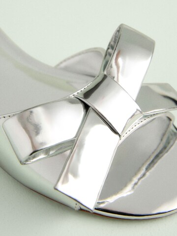 Next Muiltjes 'Tabitha Simmons x Next Mae' in Zilver