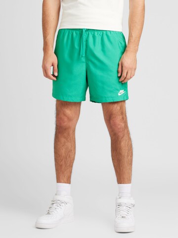 Nike Sportswear - regular Pantalón en verde: frente
