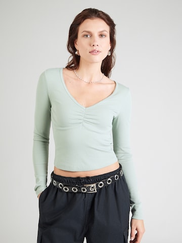 Maglietta 'ONLBETTY' di ONLY in verde: frontale