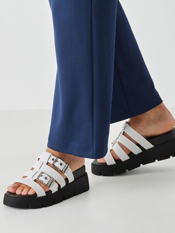 Tamaris Papucs - fehér