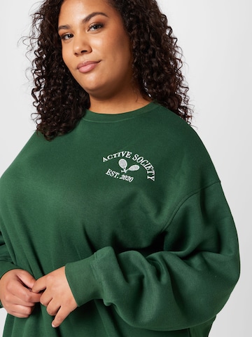 Nasty Gal Plus Sweatshirt in Green