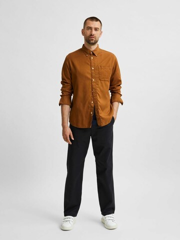 SELECTED Loosefit Lærredsbukser 'Salford' i sort