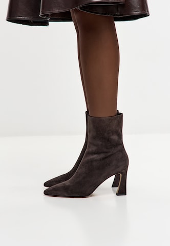 Bottines CESARE GASPARI en marron