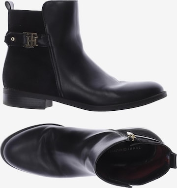 TOMMY HILFIGER Dress Boots in 38,5 in Black: front