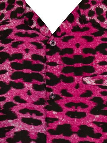 King Kameha Regular fit Button Up Shirt 'Leopard' in Pink