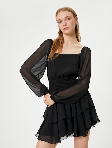 Koton Kleid in Schwarz: Vorderseite