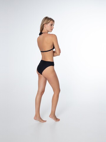 PROTEST Triangel Bikinitop 'MIXWANAKA' in Zwart