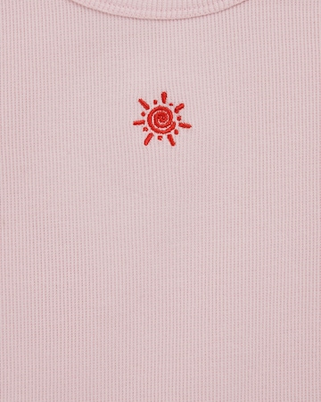 WE Fashion Top in Pink