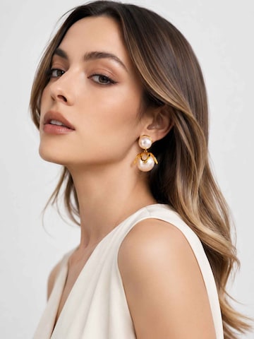 RteRme Náušnice 'Kallista Earrings' – zlatá: přední strana