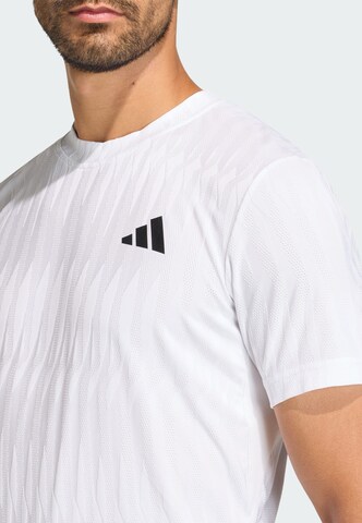 ADIDAS PERFORMANCE - Camiseta funcional 'FreeLift' en blanco