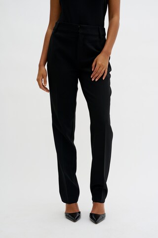 My Essential Wardrobe Loose fit Pleated Pants in Black: front