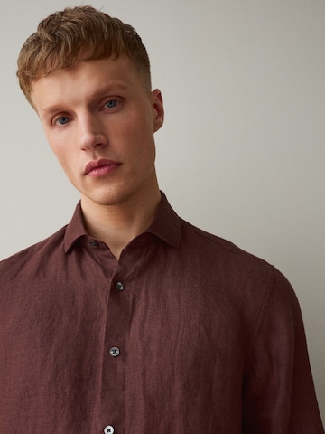Coupe regular Chemise Next en marron