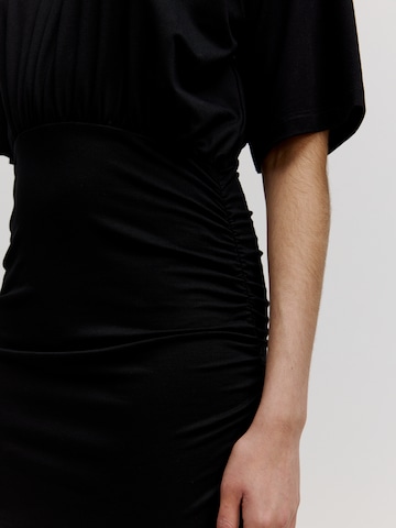 EDITED Φόρεμα 'Thivya' σε μαύρο