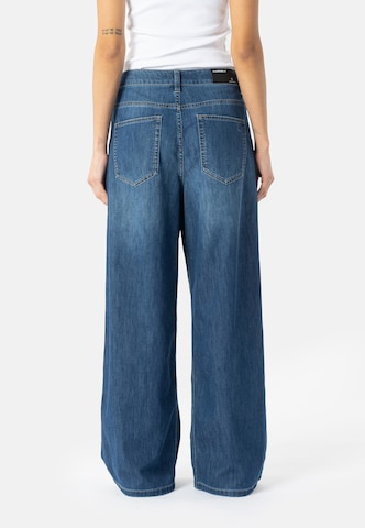 Wide Leg Jean à pince 'Kana Light' Elias Rumelis en bleu