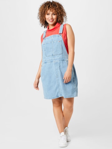 Tommy Jeans Curve Overall Skirt in Blue: front