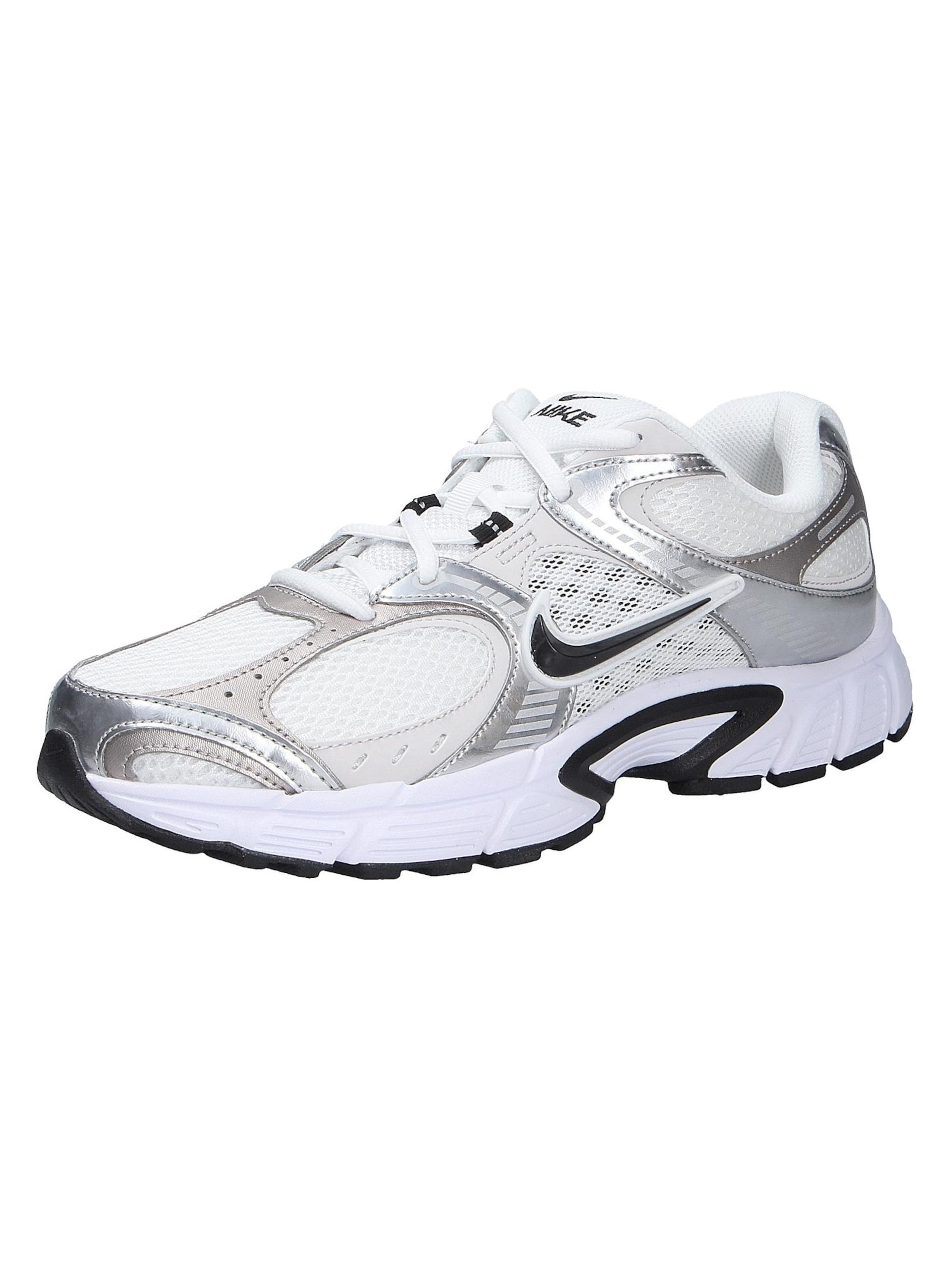 Nike Sportswear Rövid szárú sportcipők 'V5 RNR' - fehér: elől