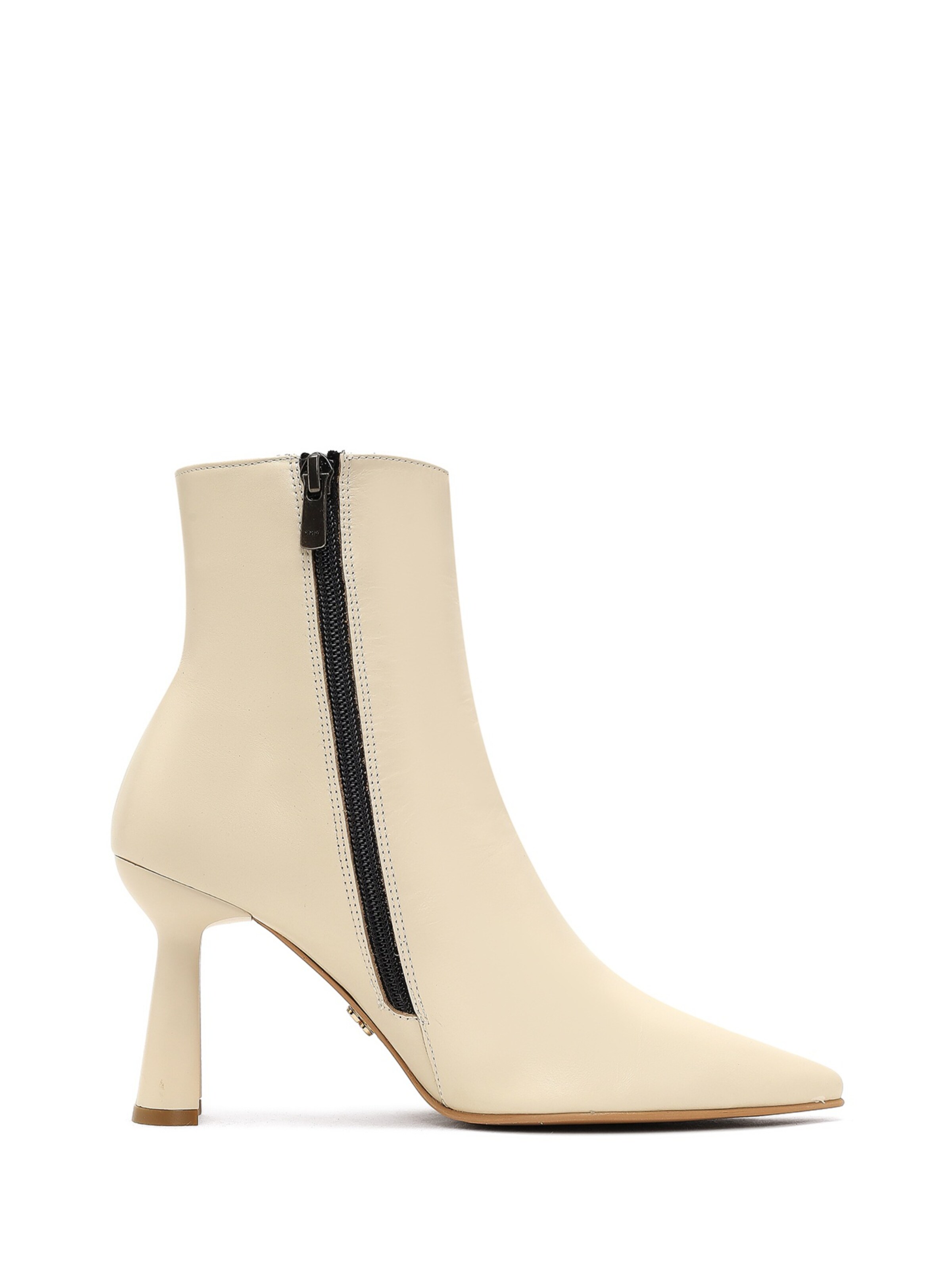 Derimod Booties in Beige